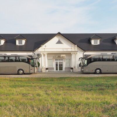 Transport Pasażerski Aura Ozorków wynajem busów i autokarów premium VIP